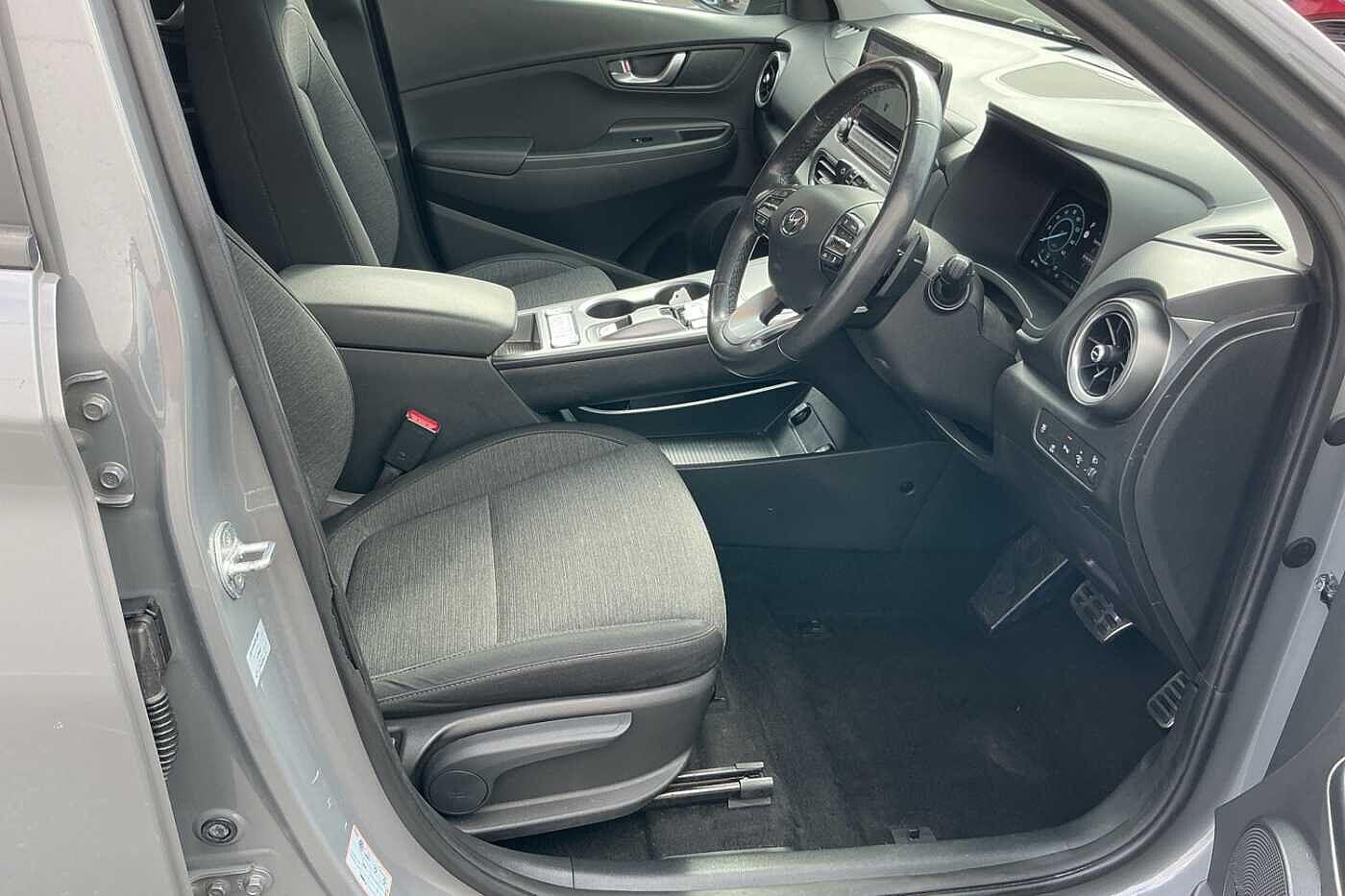 Used Hyundai KONA 2021 for sale - 75941846: Photo 8