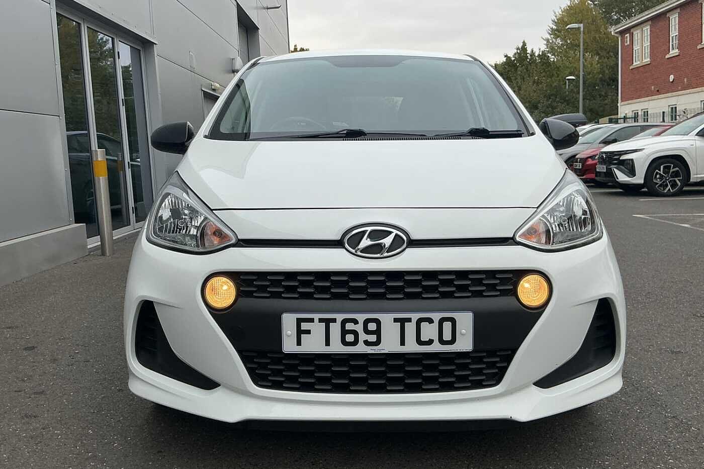 Used Hyundai i10 2019 for sale - 76043060: Photo 12
