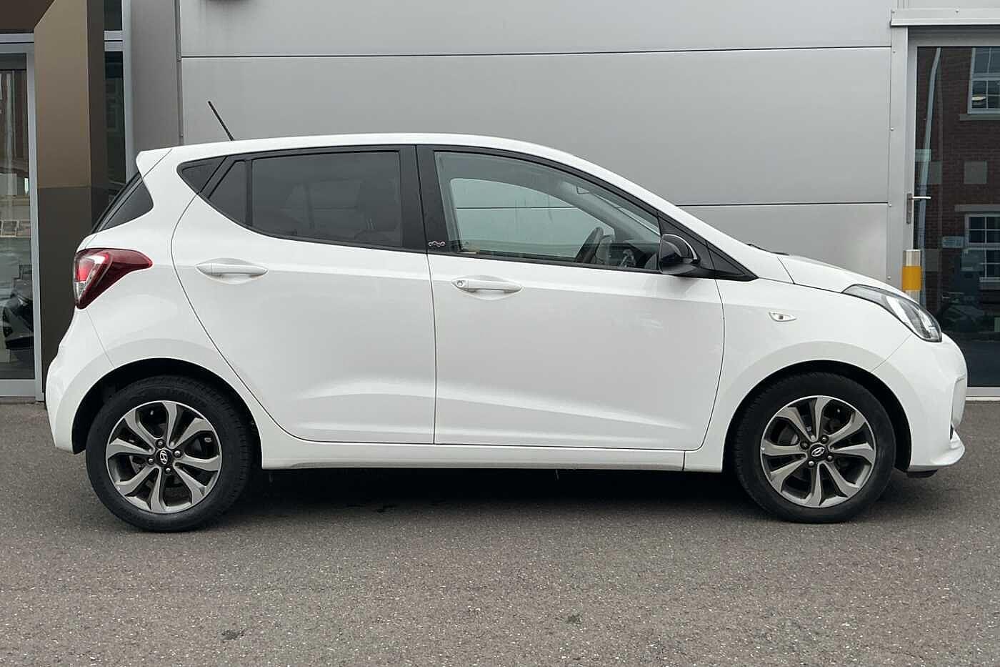 Used Hyundai i10 2019 for sale - 76043060: Photo 13