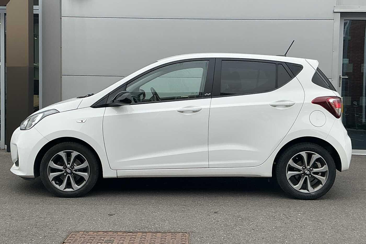 Used Hyundai i10 2019 for sale - 76043060: Photo 3