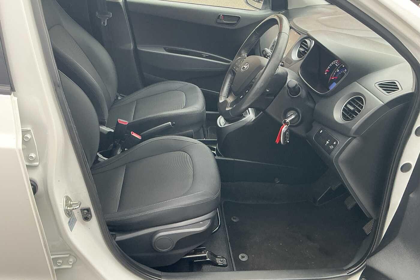 Used Hyundai i10 2019 for sale - 76043060: Photo 8