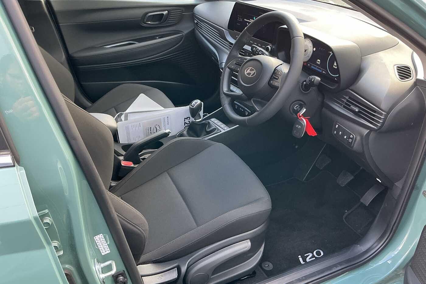 Used Hyundai i20 2025 for sale - 76993915: Photo 4