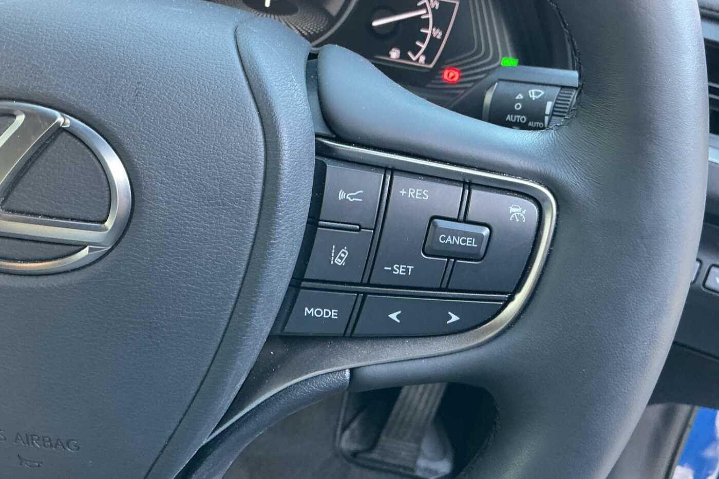 Used Lexus UX 2023 for sale - 76645870: Photo 17