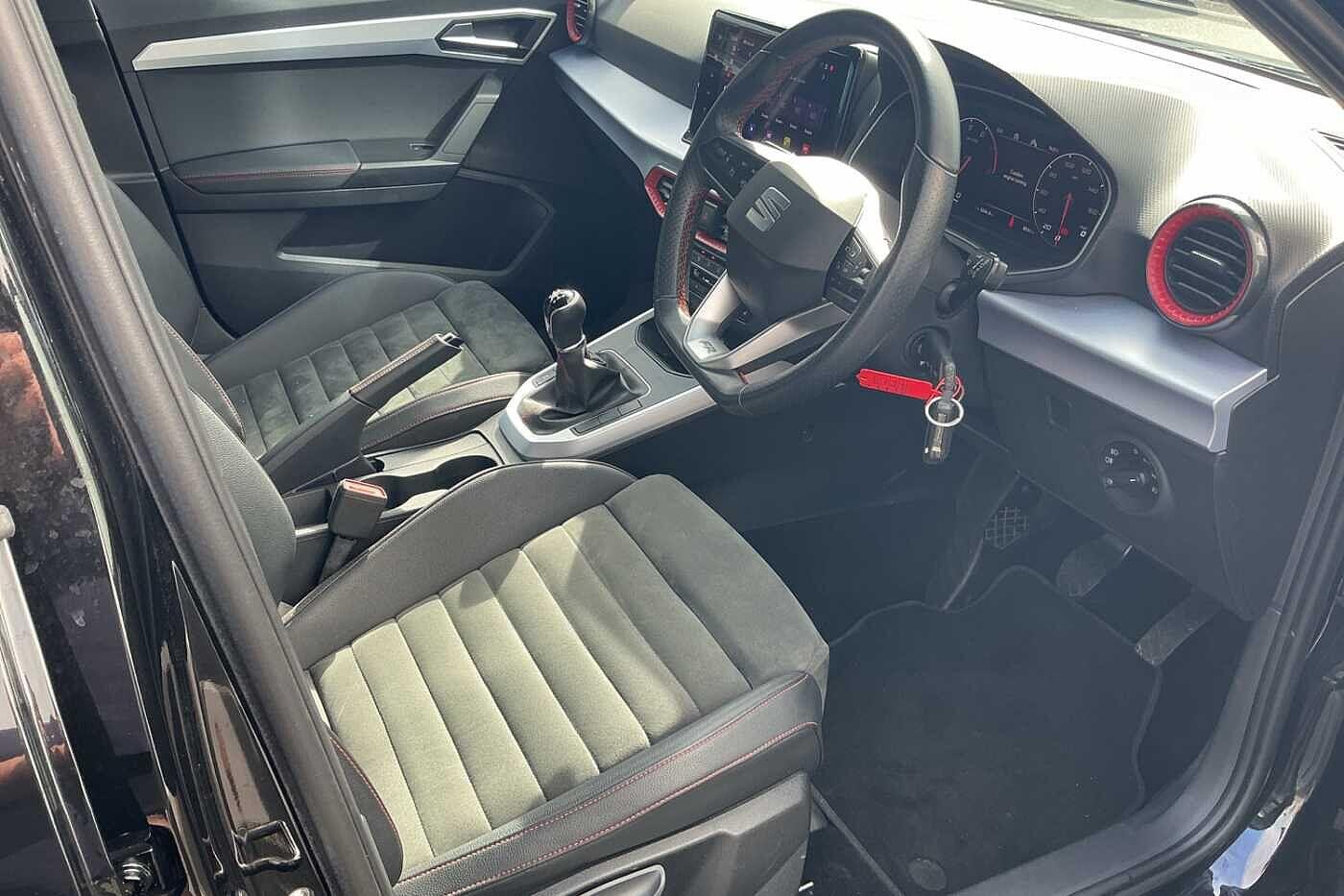 Used SEAT Arona 2023 for sale - 76432643: Photo 4