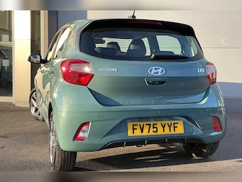 Used Hyundai i10 2025 for sale - 77049742: Photo