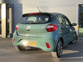 Used Hyundai i10 2025 for sale - 77049742: Photo