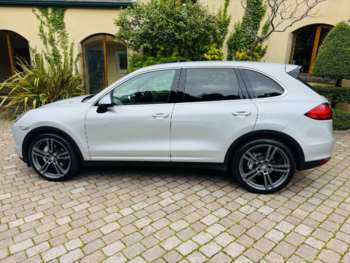 Used Porsche Cayenne 2011 for sale - 74962181: Photo