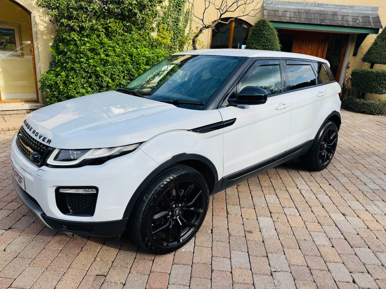 Used Land Rover Range Rover Evoque 2016 for sale - 76354878: Photo 12