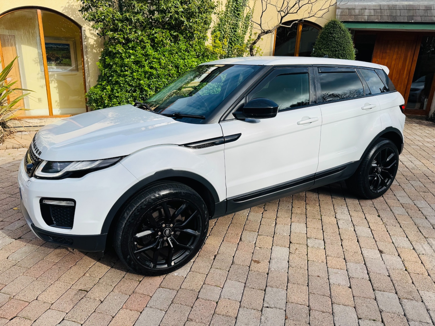 Used Land Rover Range Rover Evoque 2016 for sale - 76354878: Photo 13