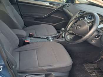 Used Volkswagen Golf 2015 for sale - 71250715: Photo