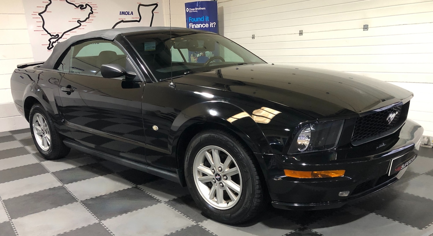 Used Ford Mustang 2015 for sale - 77170730: Photo 4