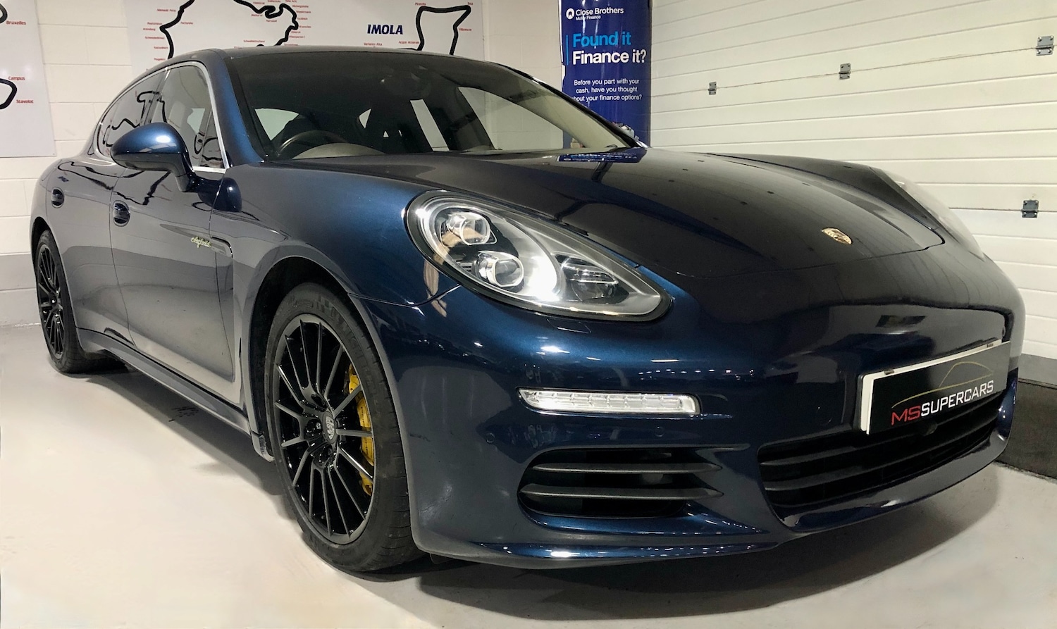 Used Porsche Panamera 2013 for sale - 77086700: Photo 2