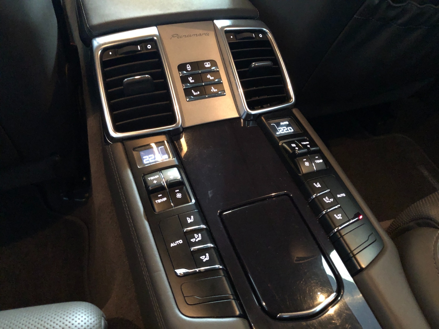 Used Porsche Panamera 2013 for sale - 77086700: Photo 24