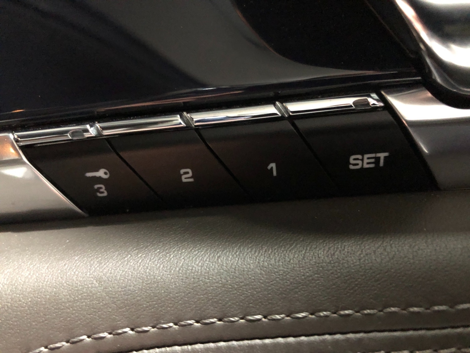 Used Porsche Panamera 2013 for sale - 77086700: Photo 29