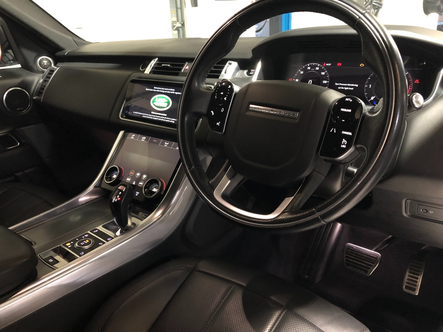 Used Land Rover Range Rover Sport 2019 for sale - 76739174: Photo 11