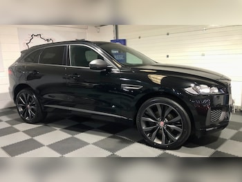 Used Jaguar F-Pace 2019 for sale - 77223057: Photo