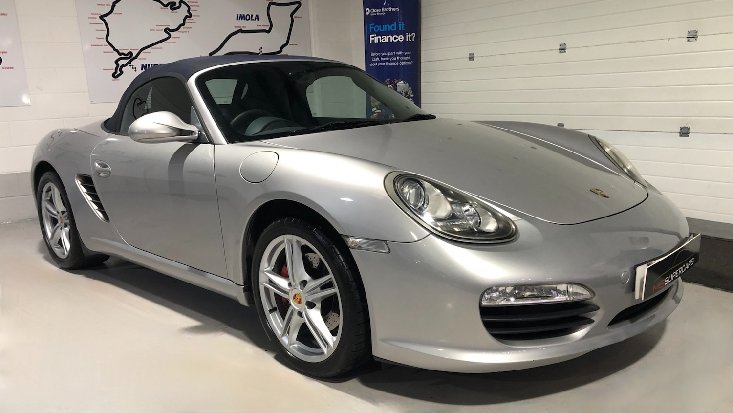 Used Porsche Boxster 2010 for sale - 76766872: Photo 2