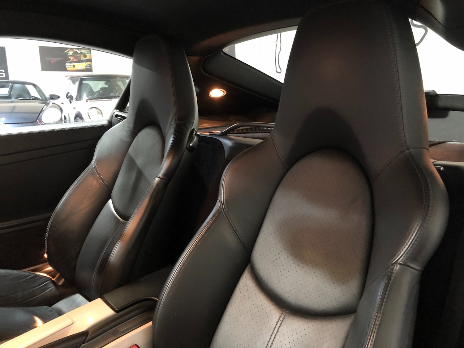 Used Porsche Cayman 2010 for sale - 76720159: Photo 13