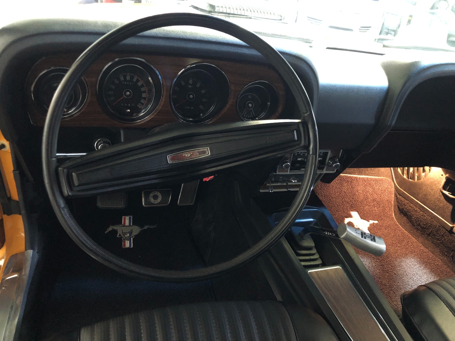 Used Ford Mustang 2018 for sale - 77640821: Photo 17