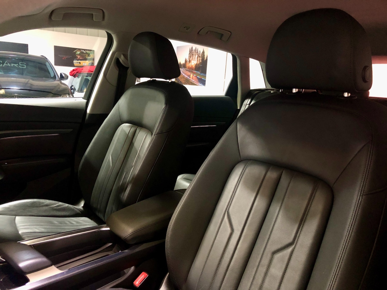 Used Audi e-tron 2022 for sale - 77880819: Photo 12