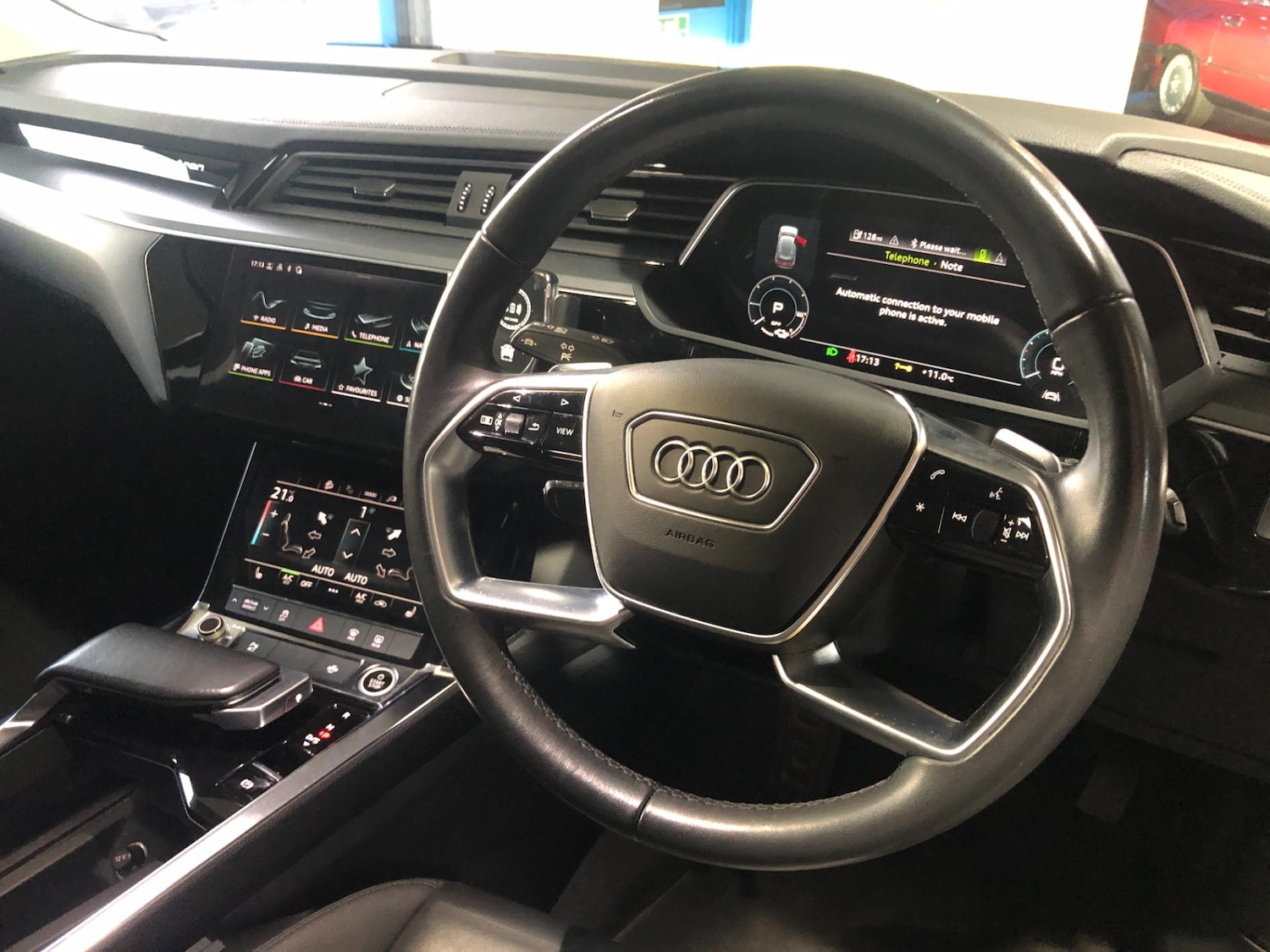 Used Audi e-tron 2022 for sale - 77880819: Photo 15