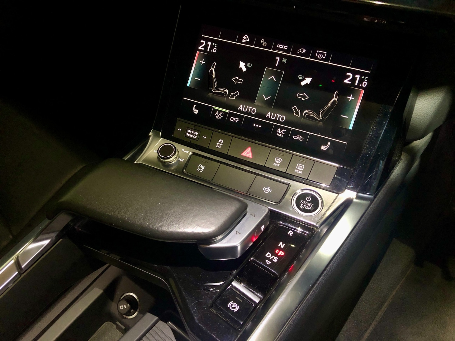 Used Audi e-tron 2022 for sale - 77880819: Photo 16