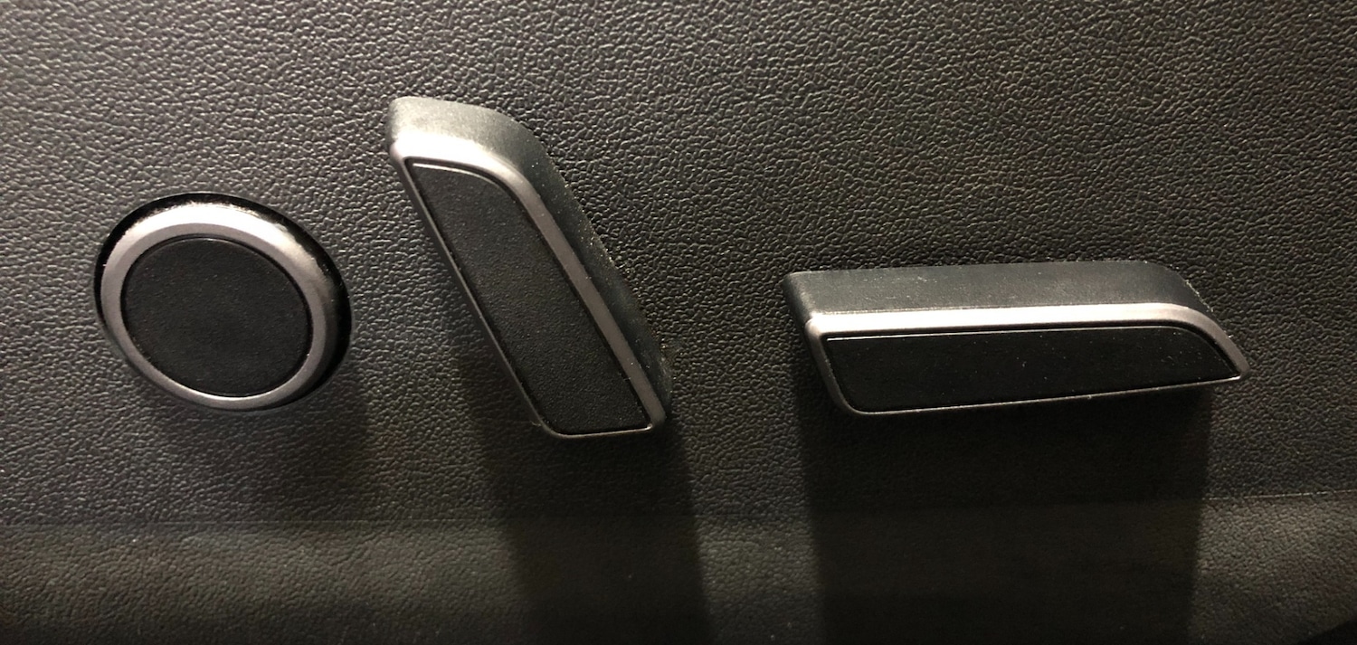 Used Tesla Model 3 2023 for sale - 76254811: Photo 17