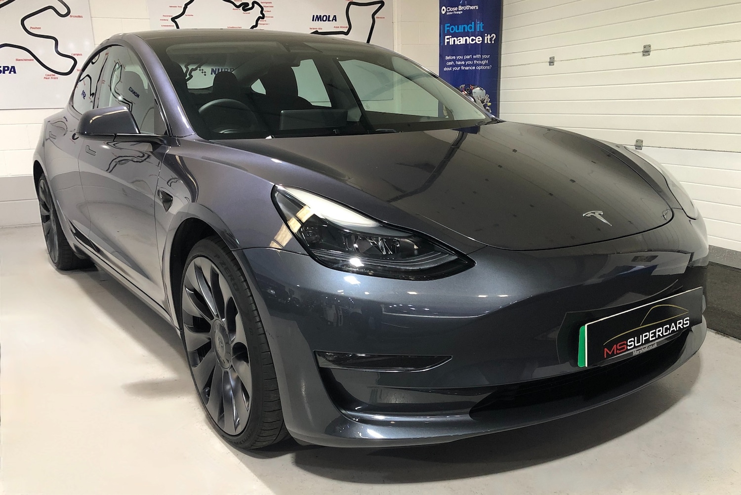 Used Tesla Model 3 2023 for sale - 76254811: Photo 2