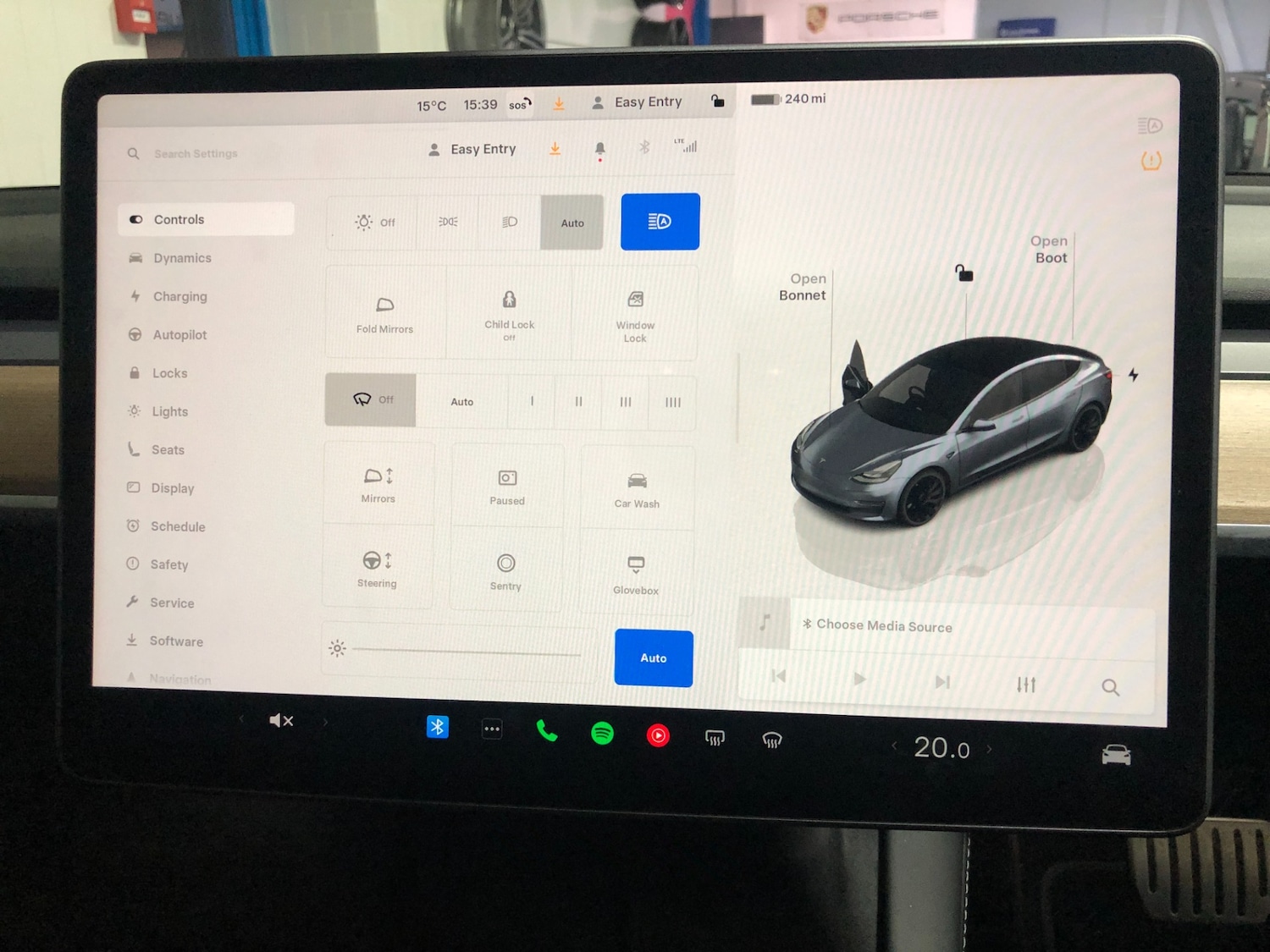 Used Tesla Model 3 2023 for sale - 76254811: Photo 20