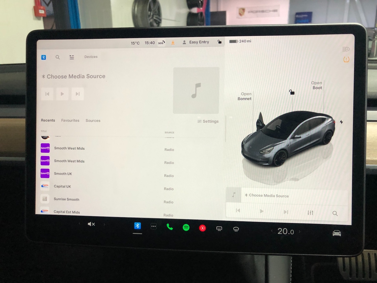 Used Tesla Model 3 2023 for sale - 76254811: Photo 22