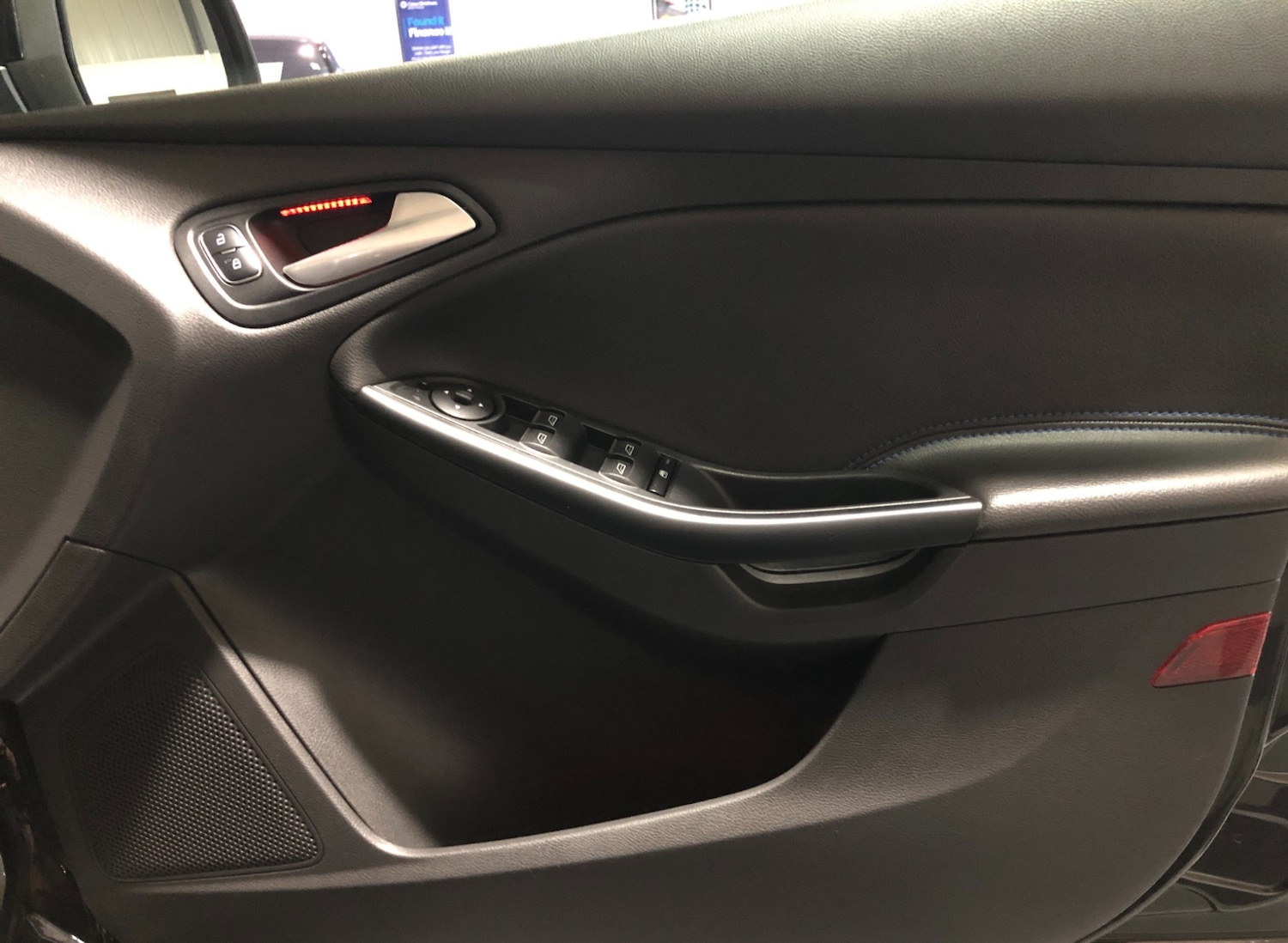 Used Ford Focus 2016 for sale - 77136150: Photo 11