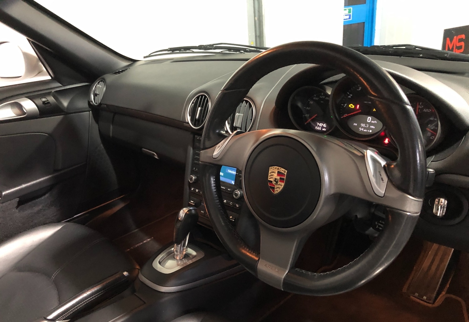Used Porsche Boxster 2010 for sale - 77247869: Photo 26