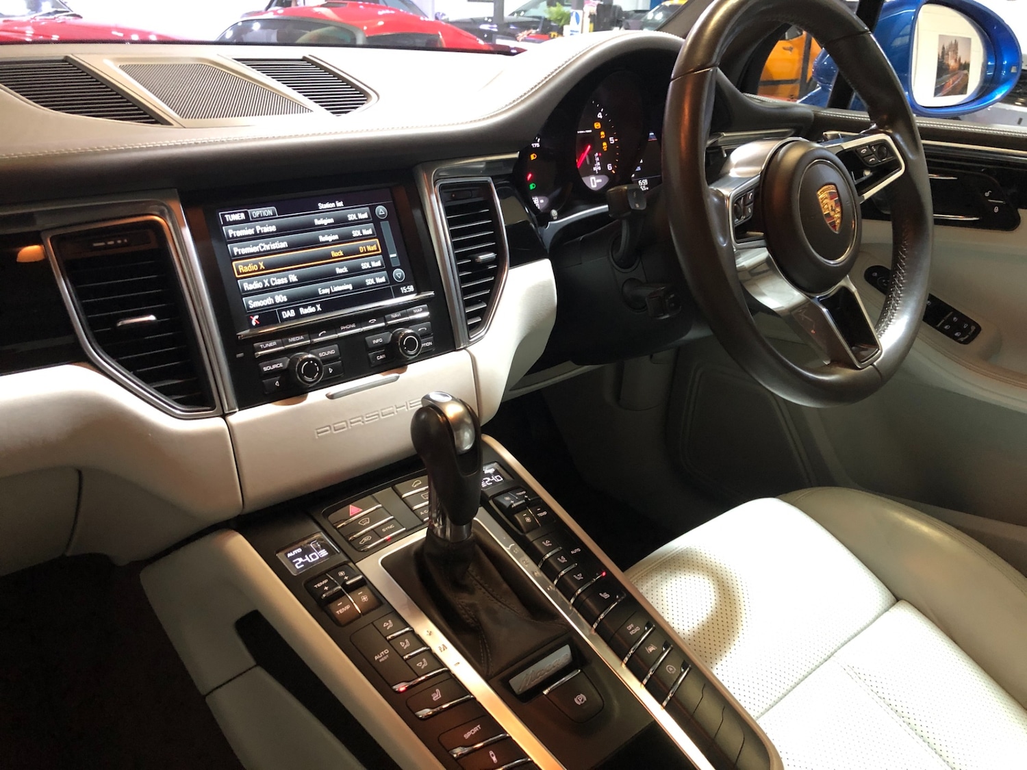 Used Porsche Macan 2015 for sale - 77951657: Photo 12