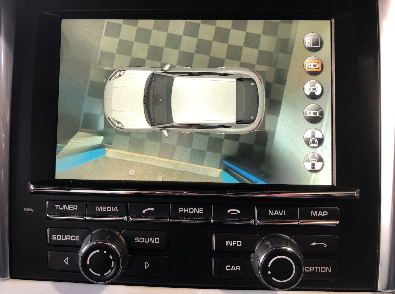 Used Porsche Macan 2015 for sale - 77951657: Photo 16