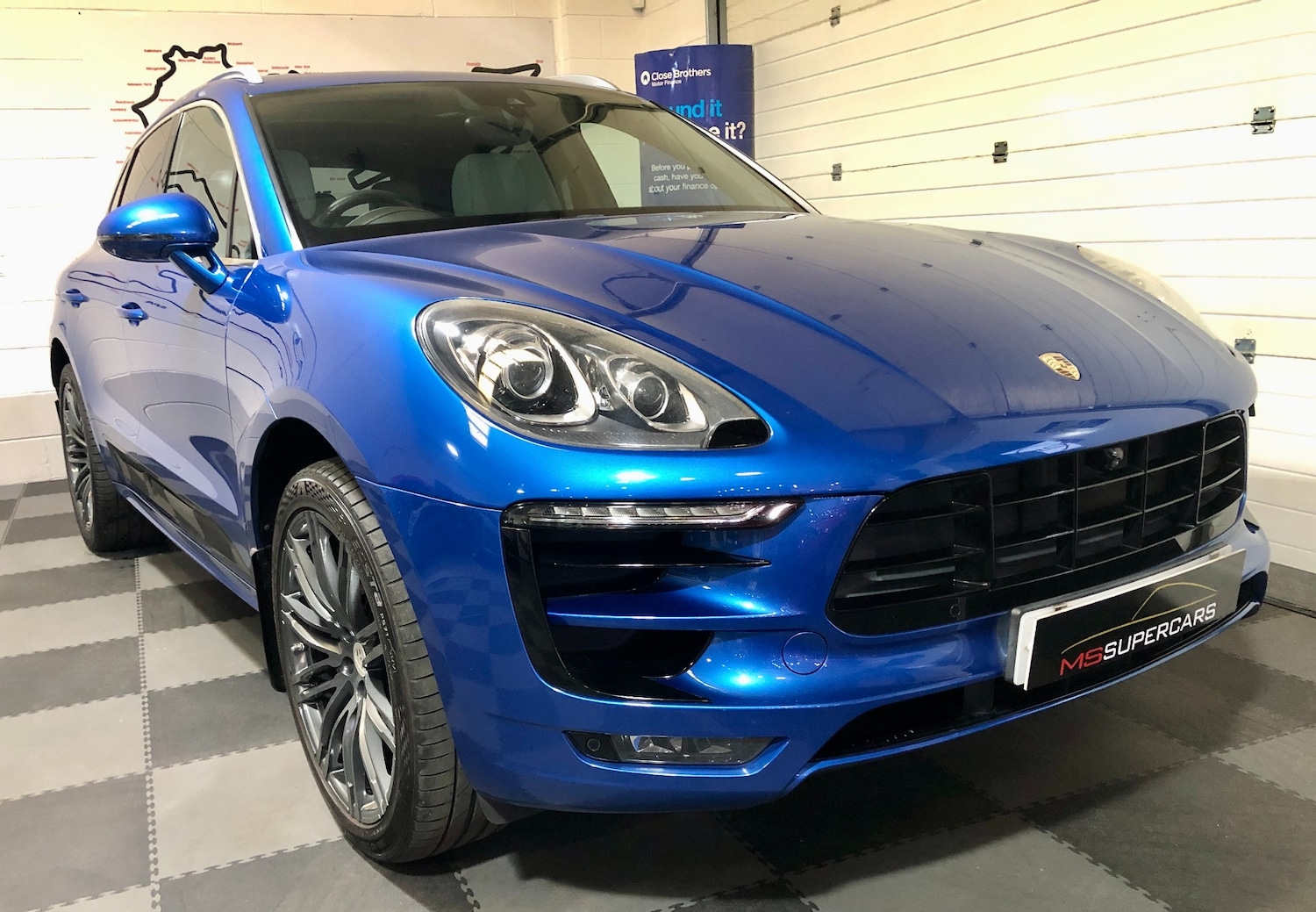 Used Porsche Macan 2015 for sale - 77951657: Photo 2