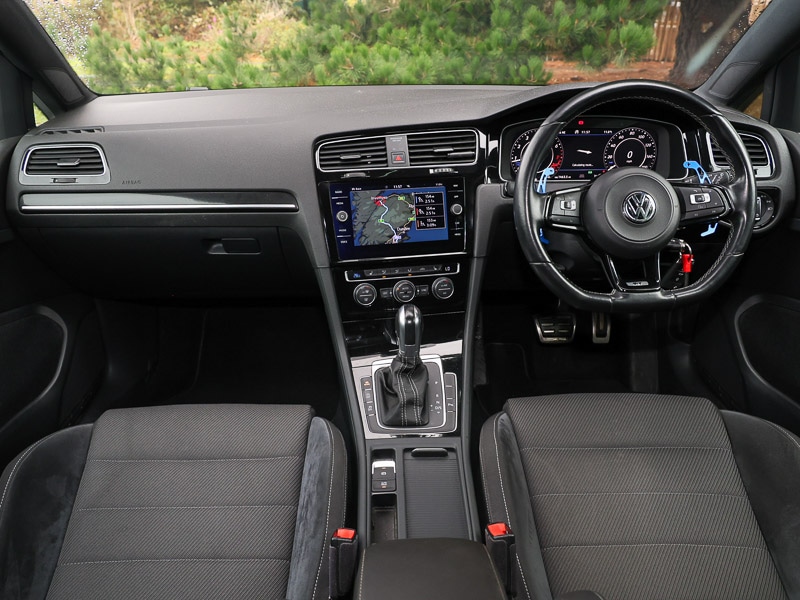 Used Volkswagen Golf 2018 for sale - 76397581: Photo 2