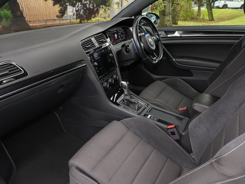 Used Volkswagen Golf 2018 for sale - 76397581: Photo 5