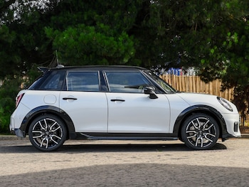 Used MINI Cooper 2025 for sale - 77201879: Photo