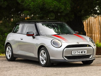 Used MINI Cooper 2024 for sale - 79214383: Photo