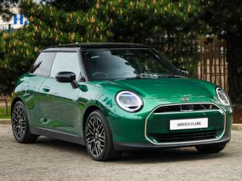 2024 - 160kW SE Exclusive [Level 2] 54kWh 3dr Auto