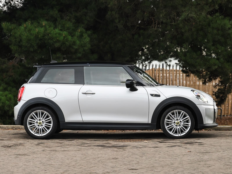 Used MINI Hatch 2022 for sale - 77907795: Photo 2