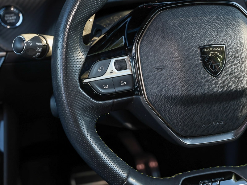 Used Peugeot 2008 2023 for sale - 76552764: Photo 10