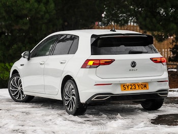 Used Volkswagen Golf 2023 for sale - 77142119: Photo