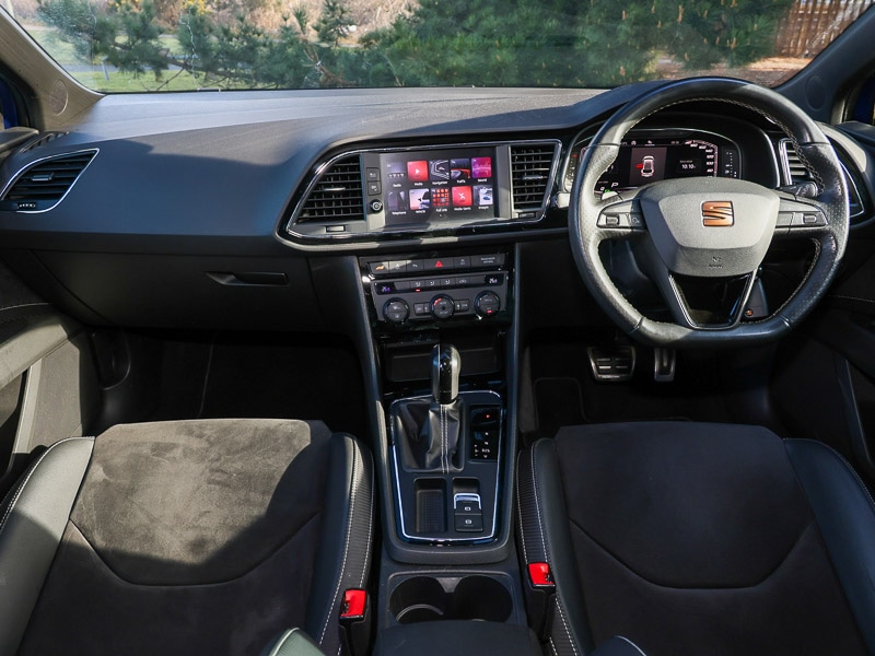 Used SEAT Leon 2019 for sale - 78000007: Photo 2