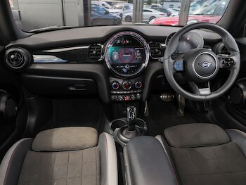Used MINI Hatch 2023 for sale - 79157598: Photo