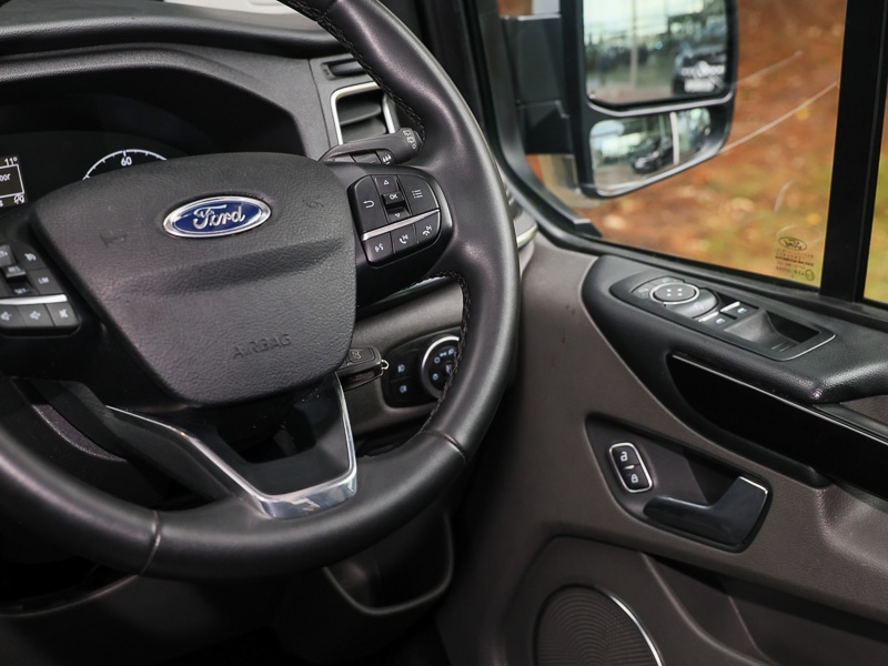 Used Ford Tourneo Custom 2023 for sale - 76397582: Photo 13