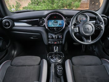 Used MINI Hatch 2022 for sale - 77750936: Photo