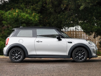 Used MINI Hatch 2023 for sale - 78634573: Photo