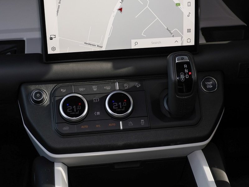 Used Land Rover Defender 2024 for sale - 78037221: Photo 15