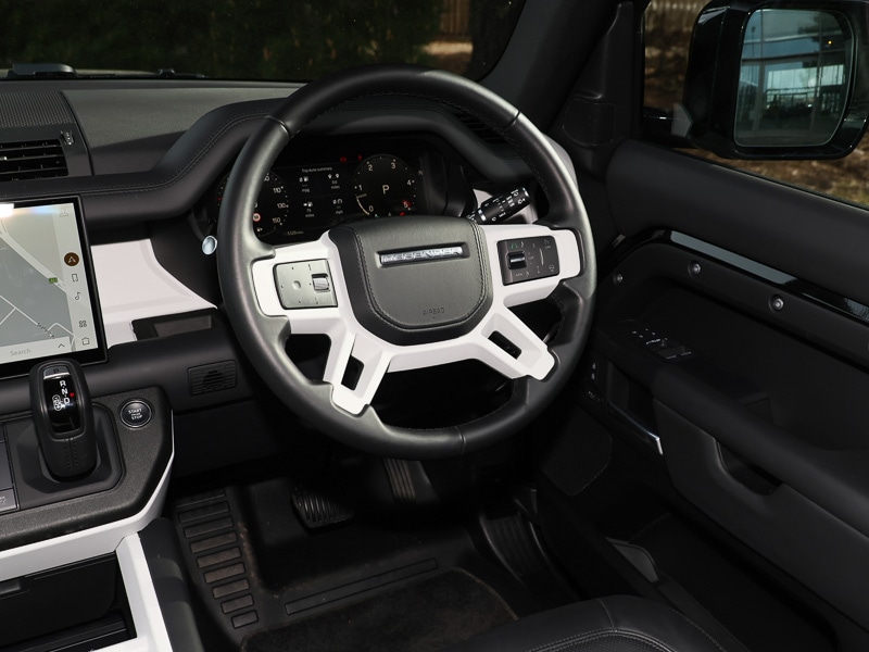 Used Land Rover Defender 2024 for sale - 78037221: Photo 19